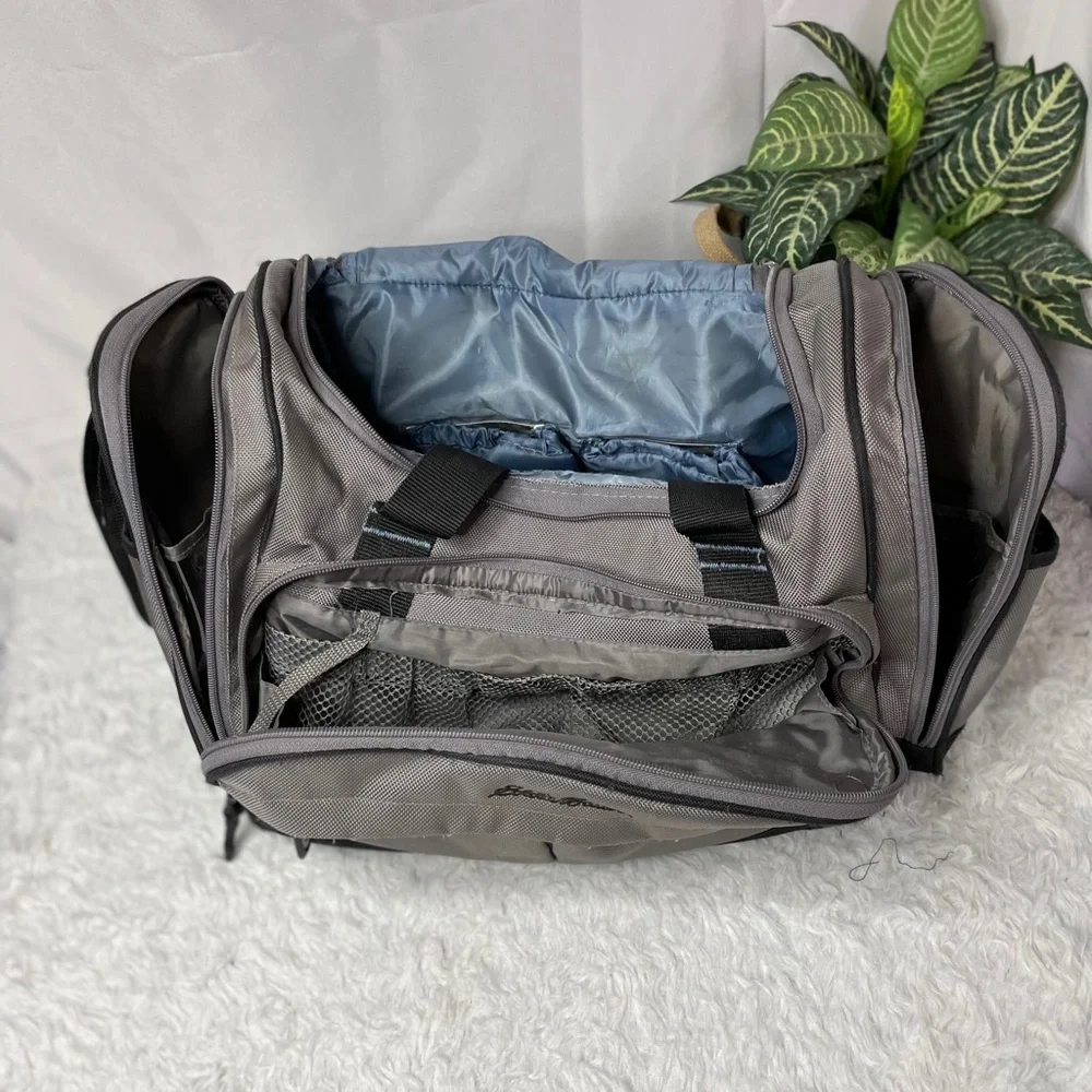 Eddie Bauer diaper bag with many pockets. Duffel.